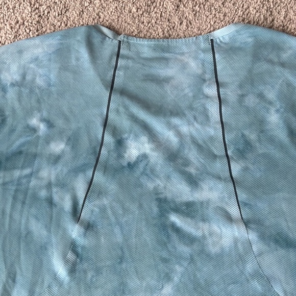 Lululemon Fast and Free Short Sleeve Tidewater Teal Tie Dye Shirt - Picture 7 of 9